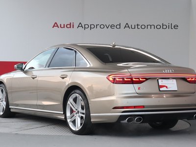2021 AUDI S8 — миниатюра 13