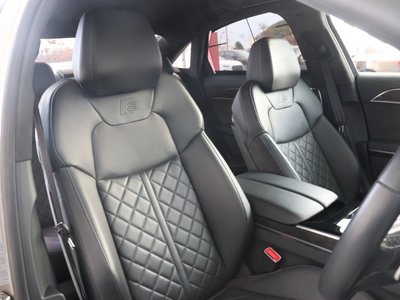 2021 AUDI S8 — миниатюра 16