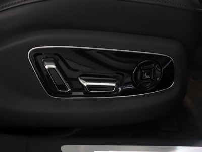 2021 AUDI S8 — миниатюра 36