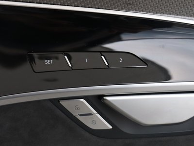 2021 AUDI S8 — миниатюра 34