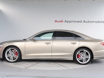 2021 AUDI S8 — миниатюра 11