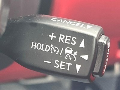 2023 Lexus IS thumbnail 41