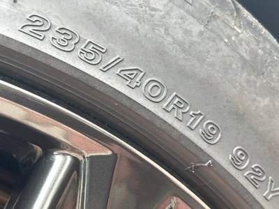 2023 Lexus IS thumbnail 29