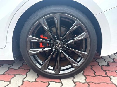 2023 Lexus IS thumbnail 27