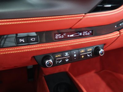 2021 Ferrari F8 TRIBUTO — миниатюра 52