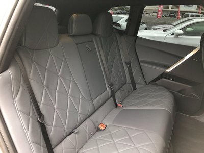 2023 BMW IX photo 12