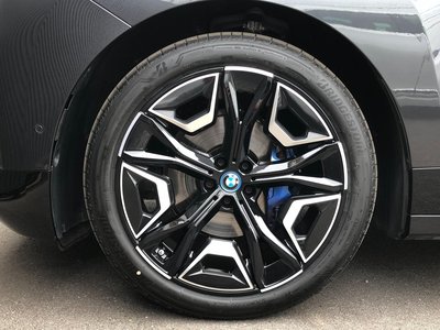 2023 BMW IX thumbnail 37