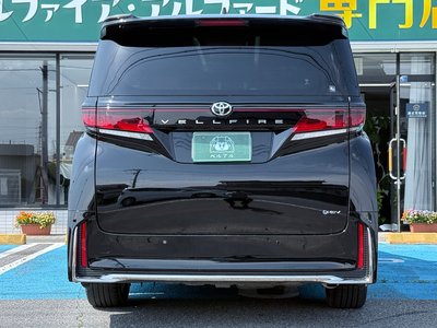 صورة 7 لـ 2024 Toyota VELLFIRE