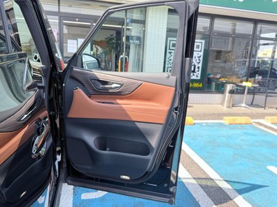 صورة 22 لـ 2024 Toyota VELLFIRE