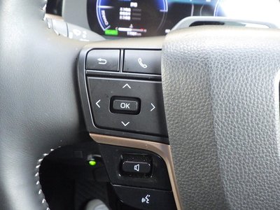 صورة 24 لـ 2024 Toyota CROWN SPORT