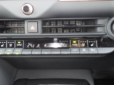 صورة 26 لـ 2024 Toyota CROWN SPORT
