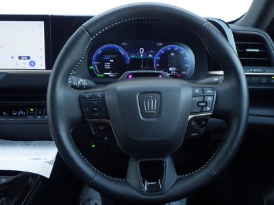 صورة 18 لـ 2024 Toyota CROWN SPORT