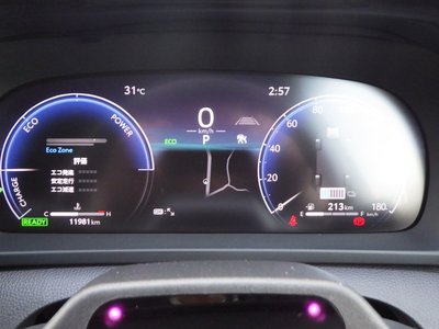 صورة 19 لـ 2024 Toyota CROWN SPORT