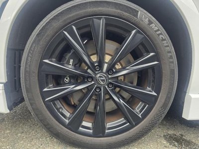 2023 Lexus RX thumbnail 17