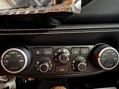 2017 Ferrari 488 SPIDER 缩略图 17