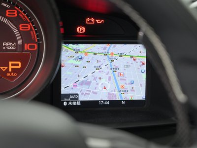 2016 Ferrari 488 GTB 照片 29