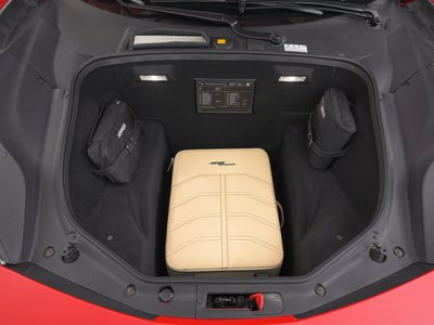 2016 Ferrari 488 GTB 照片 34