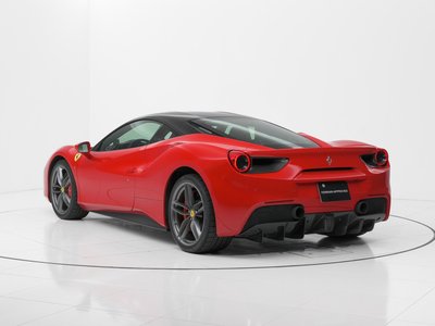 2016 Ferrari 488 GTB 照片 12