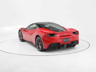 2016 Ferrari 488 GTB 照片 16
