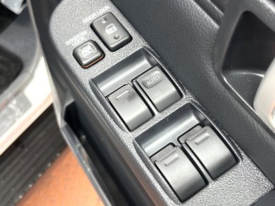 2025 Toyota LAND CRUISER 70 thumbnail 30