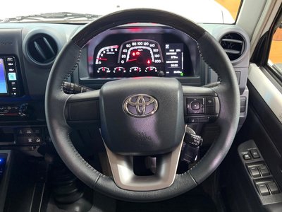 2025 Toyota LAND CRUISER 70 photo 11