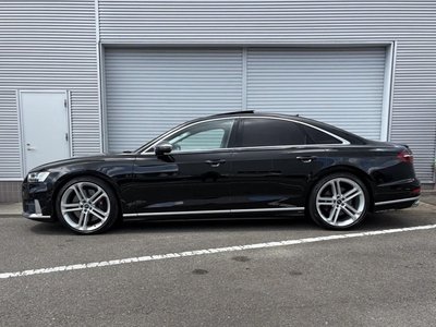 صورة 3 لـ 2021 AUDI S8