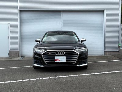 صورة 2 لـ 2021 AUDI S8