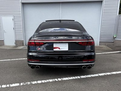صورة 5 لـ 2021 AUDI S8