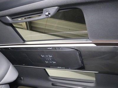 صورة 14 لـ 2025 Toyota ALPHARD