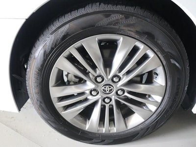 صورة 28 لـ 2025 Toyota ALPHARD