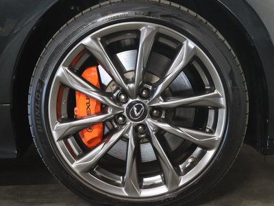 صورة 40 لـ 2022 Lexus RC