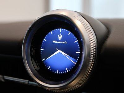 صورة 29 لـ 2023 Maserati GRECALE