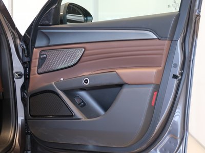 صورة 24 لـ 2023 Maserati GRECALE