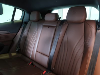 صورة 21 لـ 2023 Maserati GRECALE