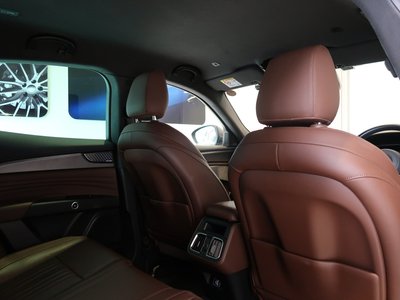 صورة 18 لـ 2023 Maserati GRECALE
