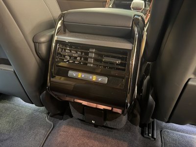 2025 LAND Rover RANGE ROVER SPORT thumbnail 26