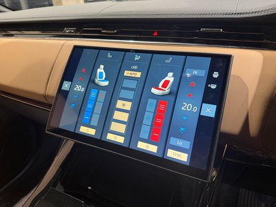 2025 LAND Rover RANGE ROVER SPORT thumbnail 18