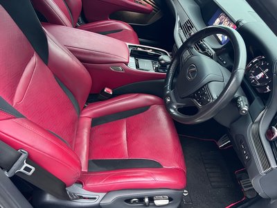 2018 Lexus LS photo 16