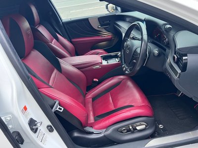 2018 Lexus LS photo 15
