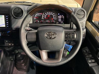 2025 Toyota LAND CRUISER 70 photo 8