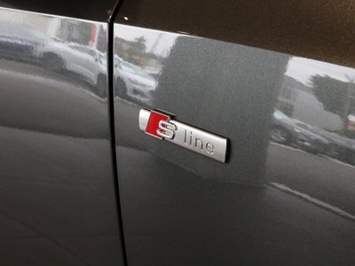 صورة مصغرة 46 لـ 2025 AUDI Q3
