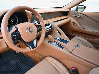 صورة مصغرة 7 لـ 2024 Lexus LC