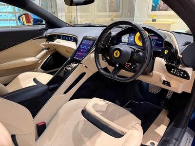 2021 Ferrari ROMA 照片 2