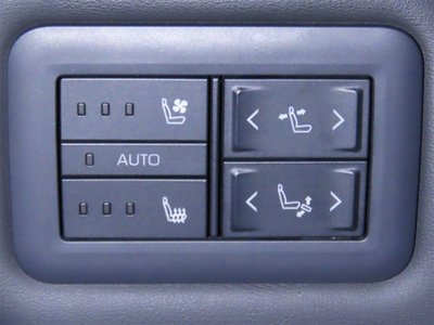 2023 Toyota ALPHARD — фото 32
