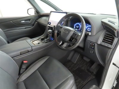 2023 Toyota ALPHARD — фото 13