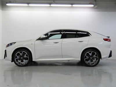 صورة 7 لـ 2025 BMW X2