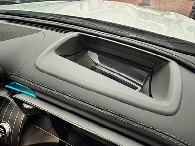 2025 Mercedes-BENZ GLC AMG thumbnail 46