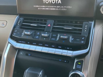 2024 Toyota LAND CRUISER 300 缩略图 8