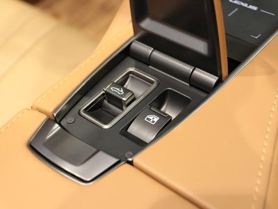 2023 Lexus LC CONVERTIBLE thumbnail 29