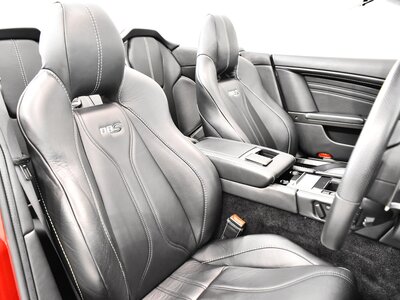 صورة 3 لـ 2010 Aston Martin DBS VOLANTE